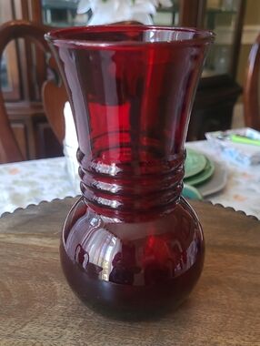 ANTIQUE Elegant Ruby Red Glass Vase